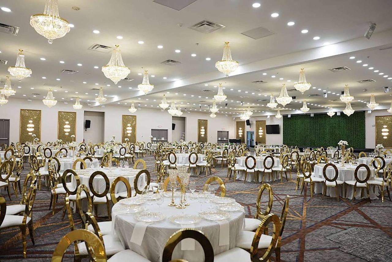 Отель Ramada By Wyndham Dfw Airport Ирвинг Экстерьер фото