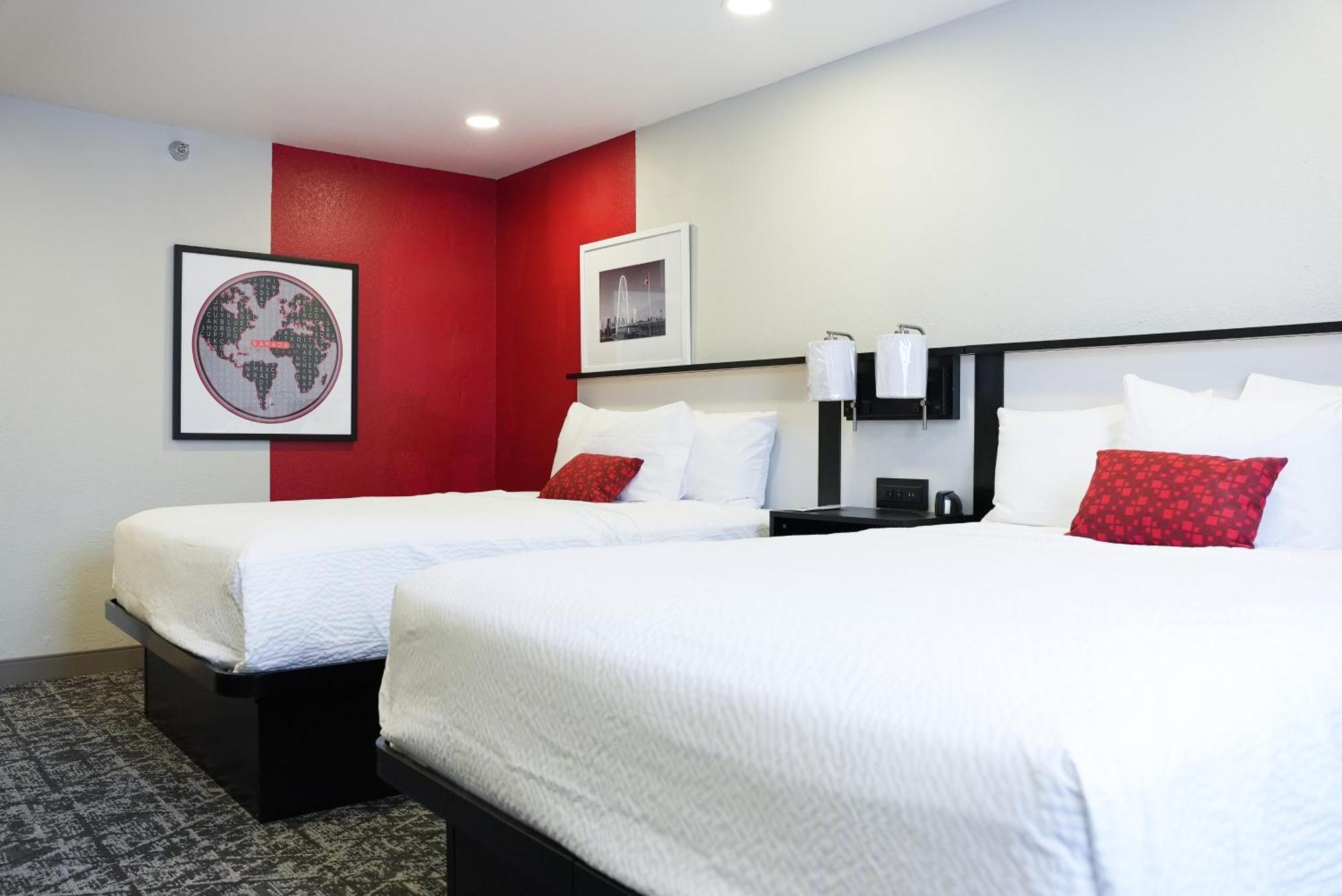 Отель Ramada By Wyndham Dfw Airport Ирвинг Экстерьер фото